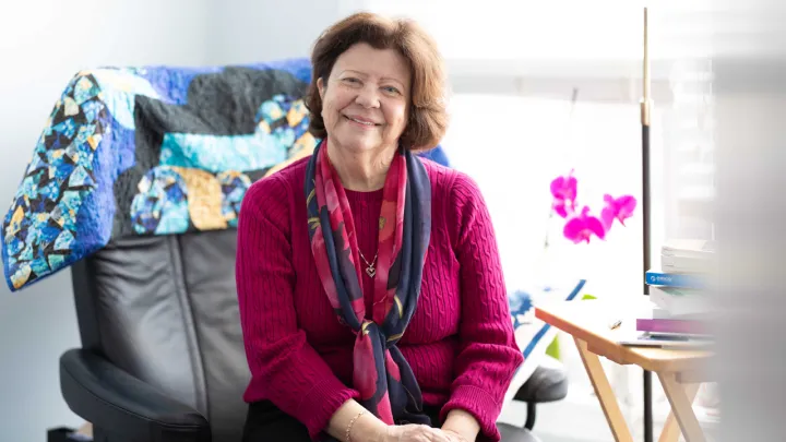 Portrait de Monica Elaine Campbell souriant