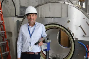 New radiation machine targets cancer with pinpoint accuracy — even as the tumour moves during treatment