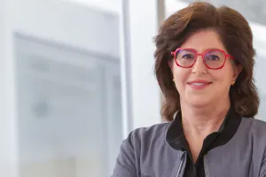 Quelle est la différence entre un opticien, un optométriste, un orthoptiste et un ophtalmologiste?